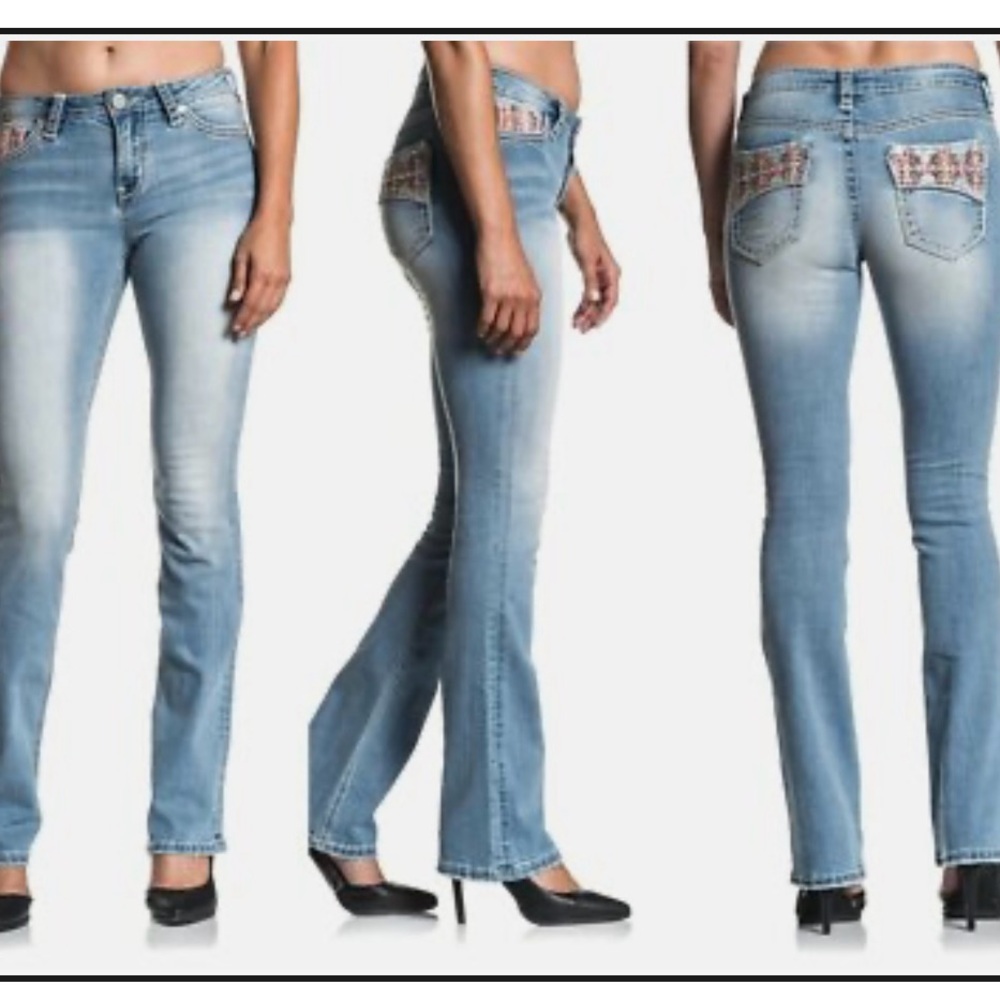 Affliction Women's Jade Aries Ember bootcut jeans in distressed blue Size 29